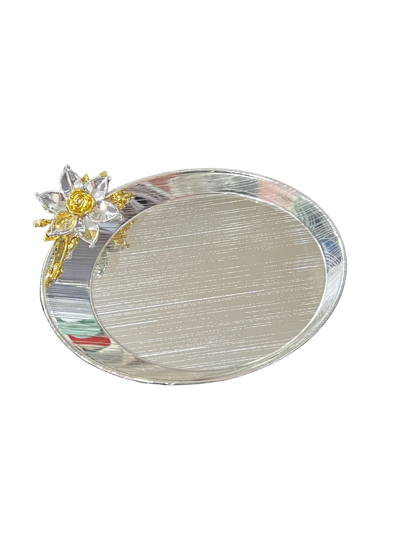 Hiluxe Silver Plated Designer Premium Platter, Tray, Oval | Ideal For Serving, Gifting, Decoration | Gift Box - Premium Silver Plated Platter from Hiluxe - Just Rs. 680! Shop now at Surana Sons