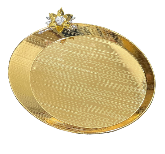 Hiluxe Gold Plated Designer Premium Platter, Tray, Oval | Ideal For Serving, Gifting, Decoration | Gift Box - Premium Gold Plated Platter from Hiluxe - Just Rs. 885! Shop now at Surana Sons