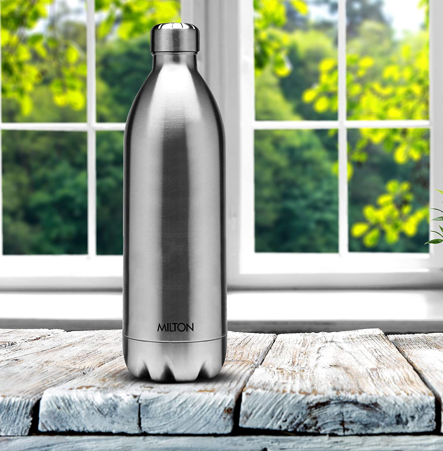 Milton Duo DLX 1500 Thermosteel 24 Hours Hot and Cold Water Bottle with Bag, 1 Piece, 1.5 Litre, Silver | Leak Proof - Premium Hot & Cold Steel Vacuum Bottles from Milton - Just Rs. 1699! Shop now at Surana Sons